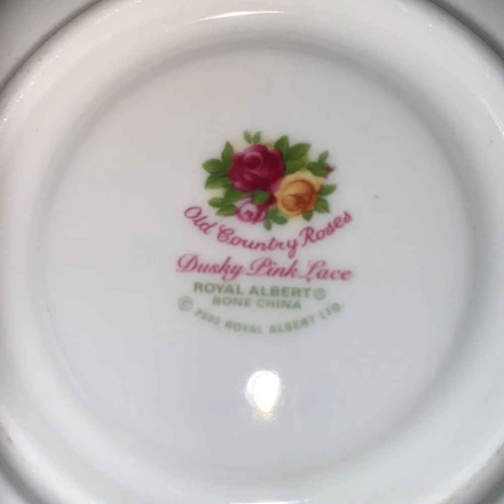 BOX42 Rare, Royal Albert Old Country Roses Dusty Pink Lace Tea Cup and Saucer